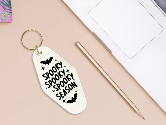 Spooky season - Motel keychain