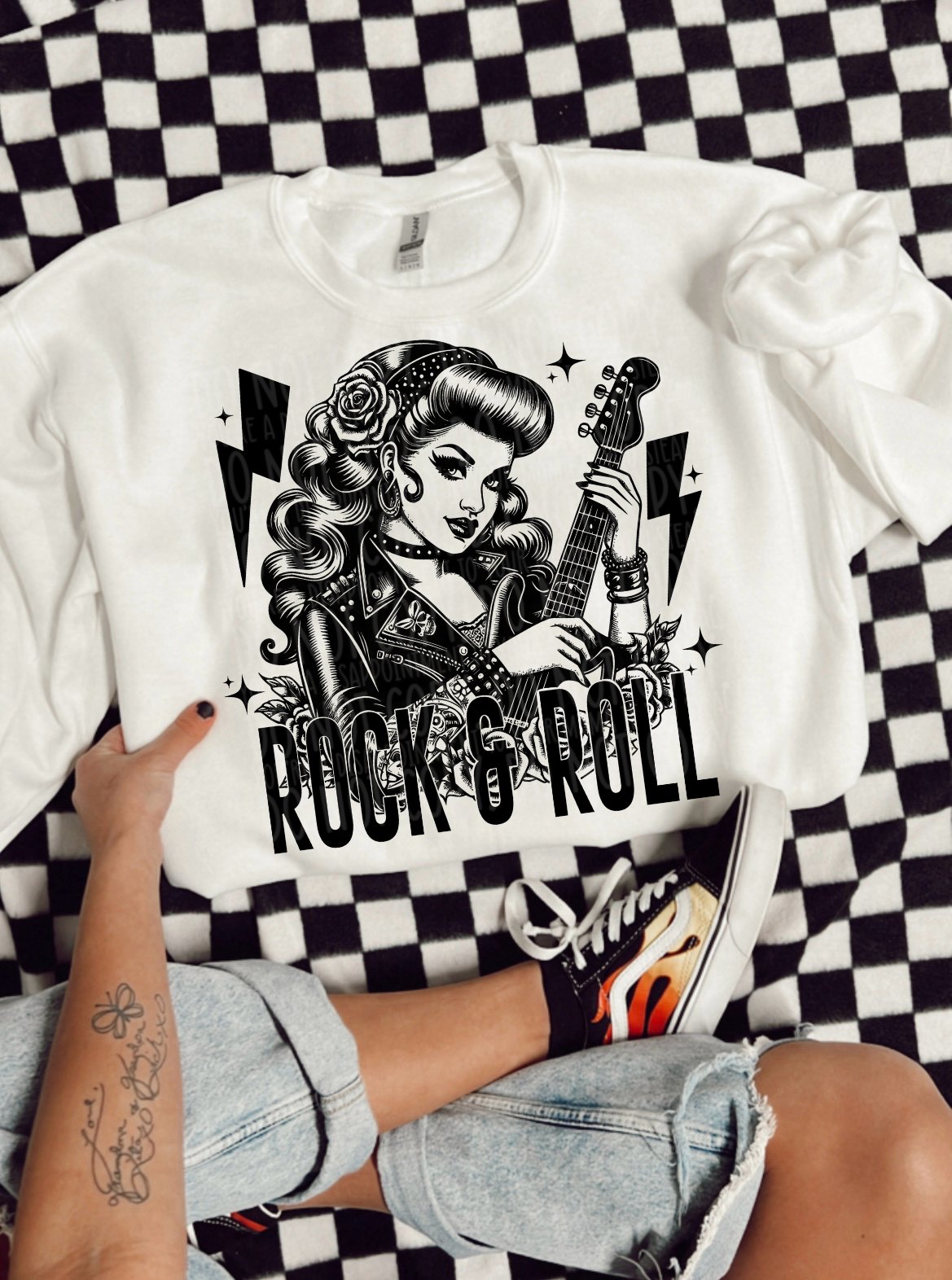 Rock & Roll Pinup Girl – Earthline Customs